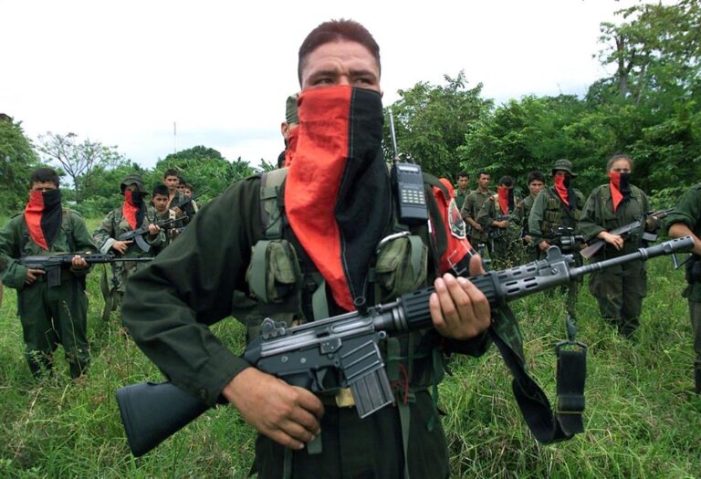 Gobierno colombiano  revela contactos con ELN