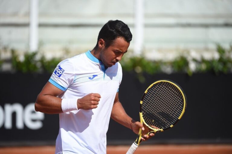 Dellien avanza en Roma y se medirá contra Zverev