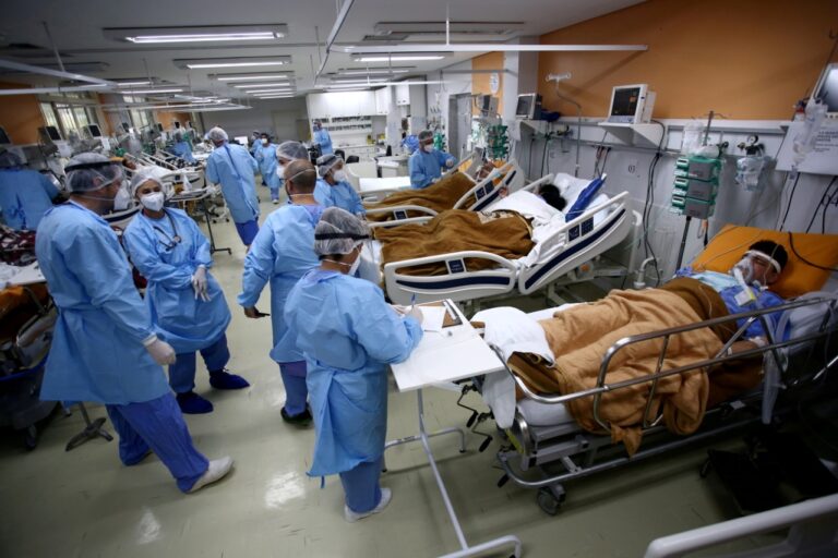 40% muertes por Covid-19  en el mundo fue en América