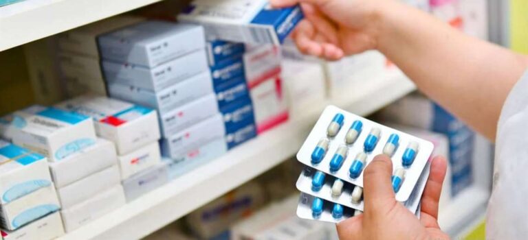 Se agotan medicamentos para tratar a pacientes con Covid-19