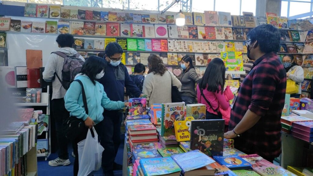 Más de 350 actividades en la Feria del Libro de La Paz - El Diario ...