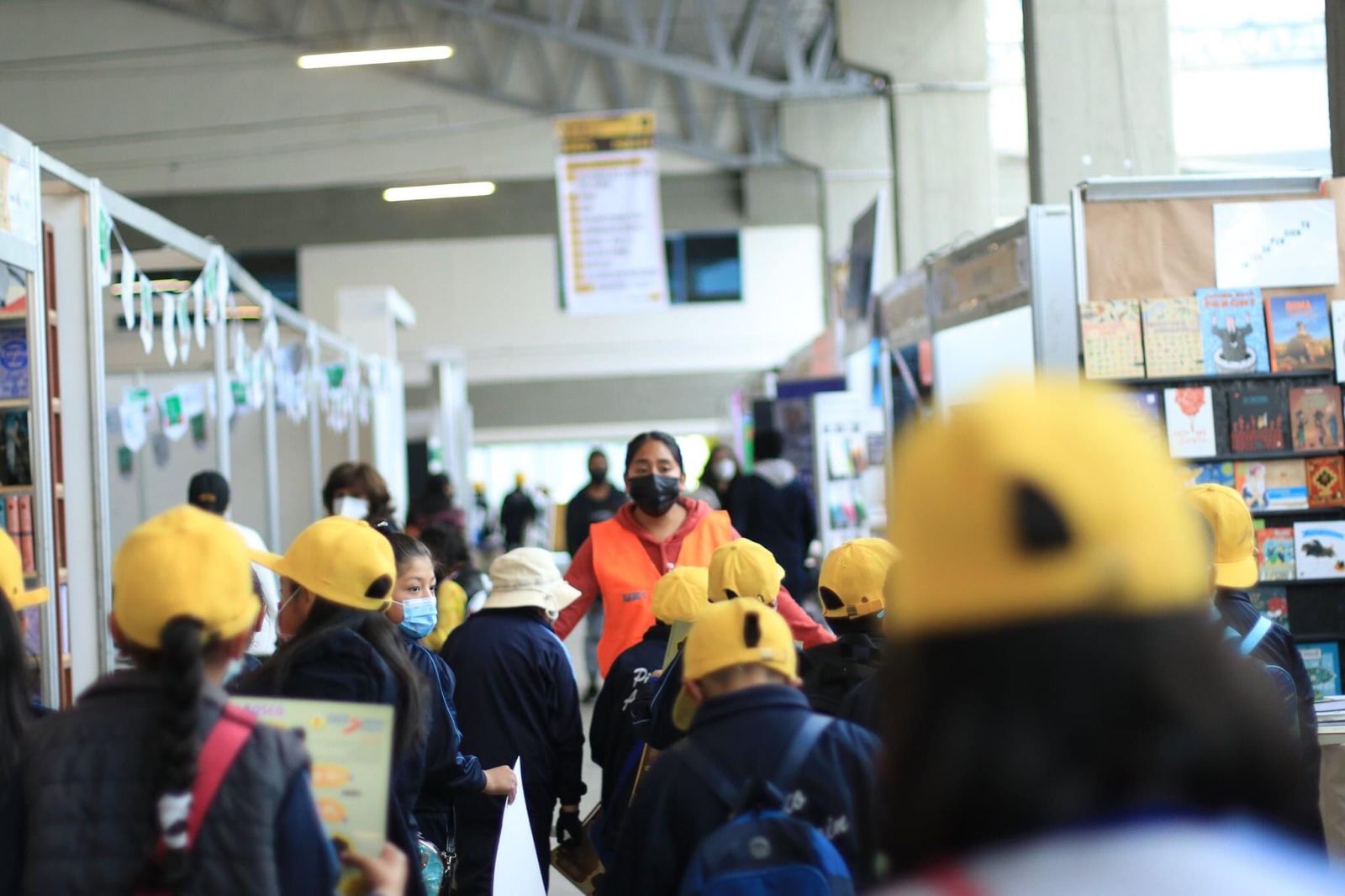 Más de 350 actividades en la Feria del Libro de La Paz - El Diario ...