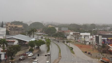 Frente frío ingresa a Santa Cruz y Beni con lluvias y tormentas