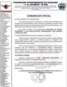 Choferes dictan cuarto intermedio en sus movilizaciones, pero mantienen el paro indefinido (09:26)