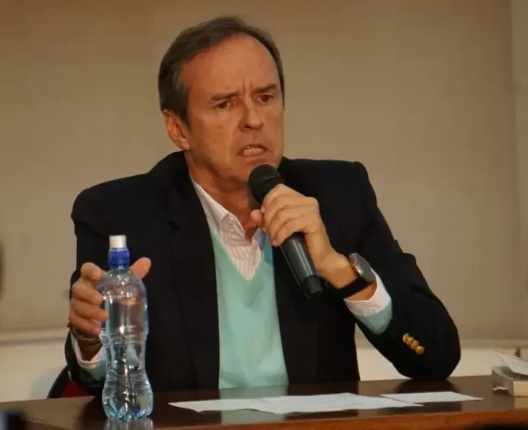 Libre busca modificar la CPE sin una Constituyente