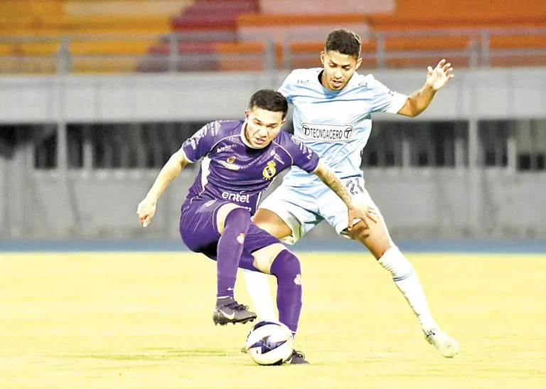 Aurora superó a Real Potosí (1-0)