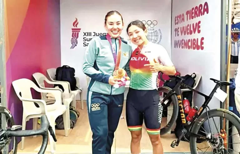 VÁSQUEZ GANA BRONCE